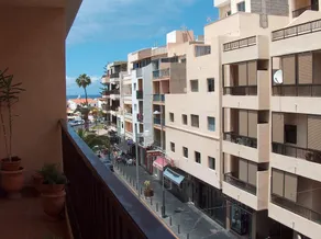 Voll ausgestattete geräumige Wohnung mit Terrasse | Meerblick | Neben dem Strand - Image 5