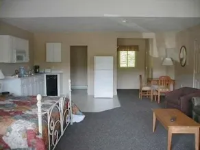Attitash Motel - Image 2
