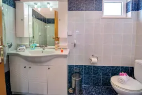 Olympia Paxos Apartment - Image 4