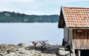 Stunning Home in Lyngdal With 4 Bedrooms - Image 4