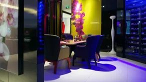Onehome Art Hotel Shanghai - Image 2