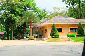 Macan Resort - Image 2