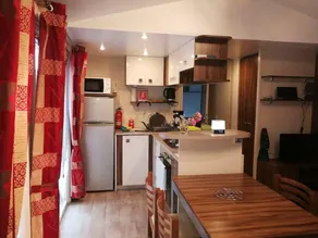 Property With 3 Bedrooms in Sérignan, With Furnished Garden - Image 5