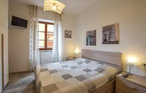 Amazing Apartment in Manerba del Garda With 2 Bedrooms and Wifi - Image 2