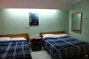 Motel Oscar - Image 5