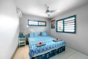 Teouma Bay Beach House - Image 2
