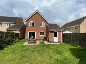 Entire 3-bed House - Child & Pet Friendly - Image 4