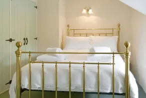 Itchingstone Cottage - Image 3
