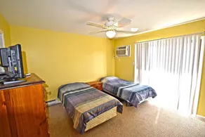 Crab Harbour 4 3 Bedroom Townhouse by RedAwning - Image 2