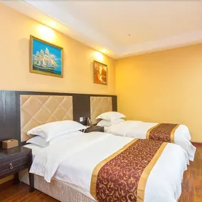 Huarui Boutique Hotel - Image 2
