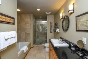 Baraboo Lodge Townhome - Image 3