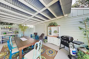 New Listing! Charming Oceanside Getaway 2 Bedroom Home - Image 5