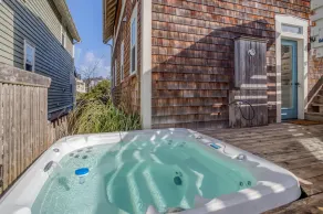 2783 SW Anemone Avenue Home 2 Bedrooms 2.5 Bathrooms Home - Image 3