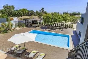 One bedroom appartement with sea view shared pool and enclosed garden at Quelfes 3 km away from the - Image 2
