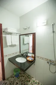 Thanh Lich Hotel - Image 4