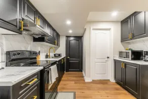 GLOBALSTAY. Modern Family Basement in Mississauga - Image 5
