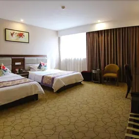 Ziyunge Hotel (Wuzhou Qilou Town) - Image 3