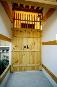 Hanok 24 Guesthouse Gyeongbokgung - Image 4