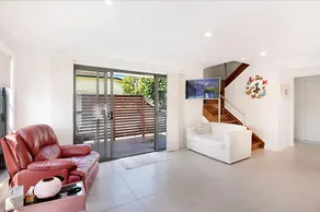 Koonah Townhouse - Image 5
