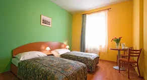 Apartment House Zizkov - Image 2