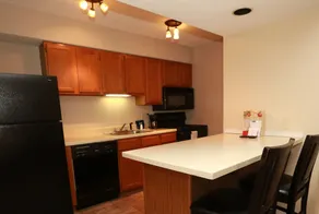 Sterling Hotel & Suites - Image 3