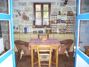 Stone House in Kritou Terra - Image 2