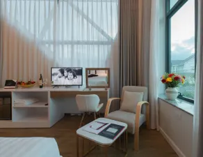 Redpine Condotel - Image 5