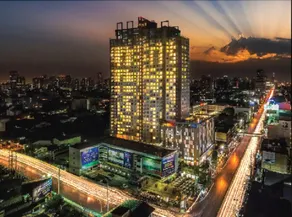 Cozy Thonglor by Pat - Image 3