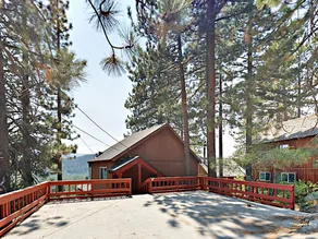 New Listing! 4br W/ Deck & Stunning Mt. Views 4 Bedroom Home - Image 4