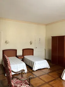 Les Chambres Du Glacier - Image 2