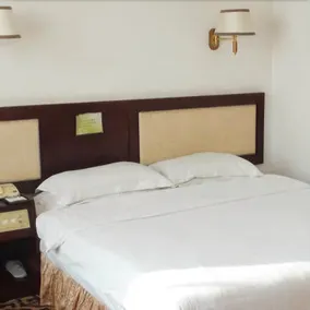 Golden Coast Hotel - Image 2