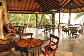 Warahena Beach Hotel - Image 4