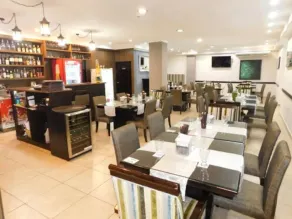 Hotel Gran Via - Image 4