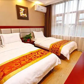 Famen Temple Hotel - Image 5