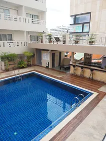 Eastiny Place Hotel - Image 3