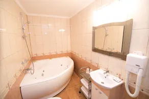 Good Stay Jurnieks Hotel - Image 3