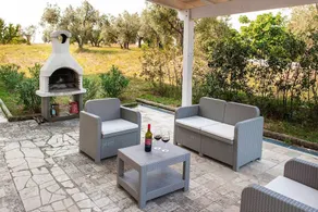 Villa mit Pool, Garten und Grill | Panoramablick - Image 4