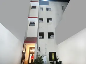 Hotel Tango - Image 3