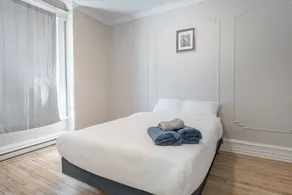 BRIGHT n COZY 4BedR in the HEART of MTL - Image 4