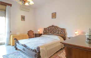 Nice Apartment in Collesano With Wifi and 3 Bedrooms - Image 2
