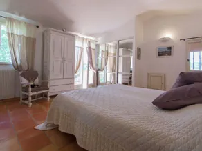 Tranquil Villa Escape in Mougins - Image 2