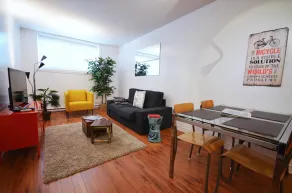 LikeAHotel Le Plateau - Image 4