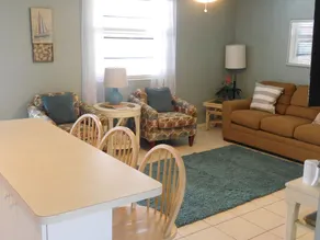 Gulf Beach Resort Motel - Image 3