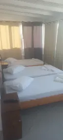 Jimmy's cheap rooms - Image 3