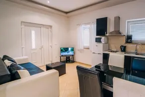 Deluxe Apartments Center - Image 4