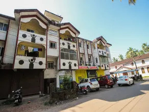 OYO Home 10837 Classic 2BHK - Image 4