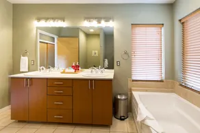 Modern Marvel Luxurious 3BR House in DT - Image 5