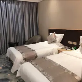 Qianyuan Hotel (Tianshui Shangyi Plaza Branch) - Image 2