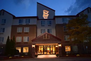 Red Roof Inn Boardman - Image 4
