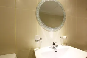 Motel Yam - Image 3